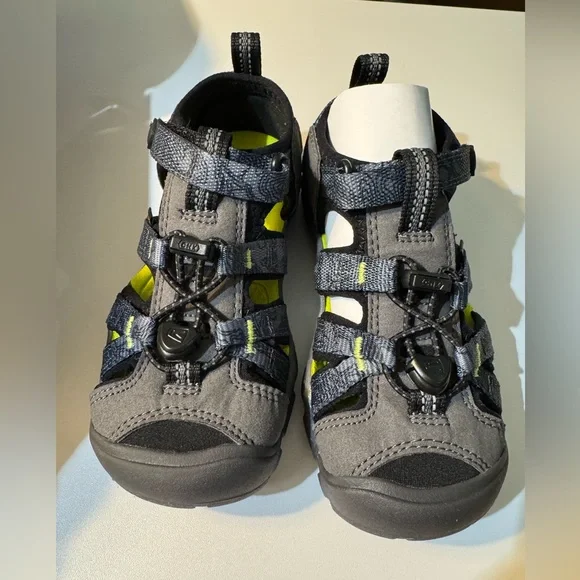 KEEN Little Kids' Seacamp II CNX
SIZE 12 - Picture 4 of 12